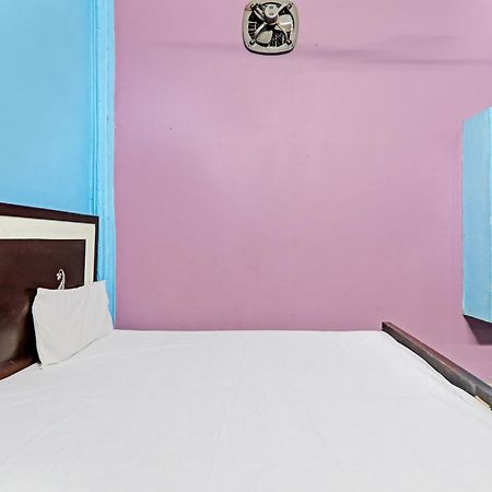 Hotel O Home Om Marriage Hall Ayodhya Extérieur photo
