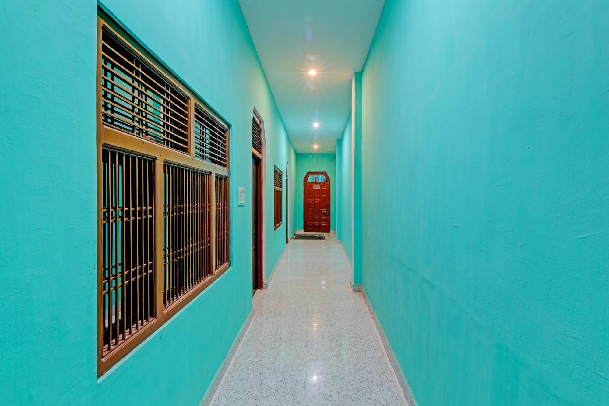 Hotel O Home Om Marriage Hall Ayodhya Extérieur photo