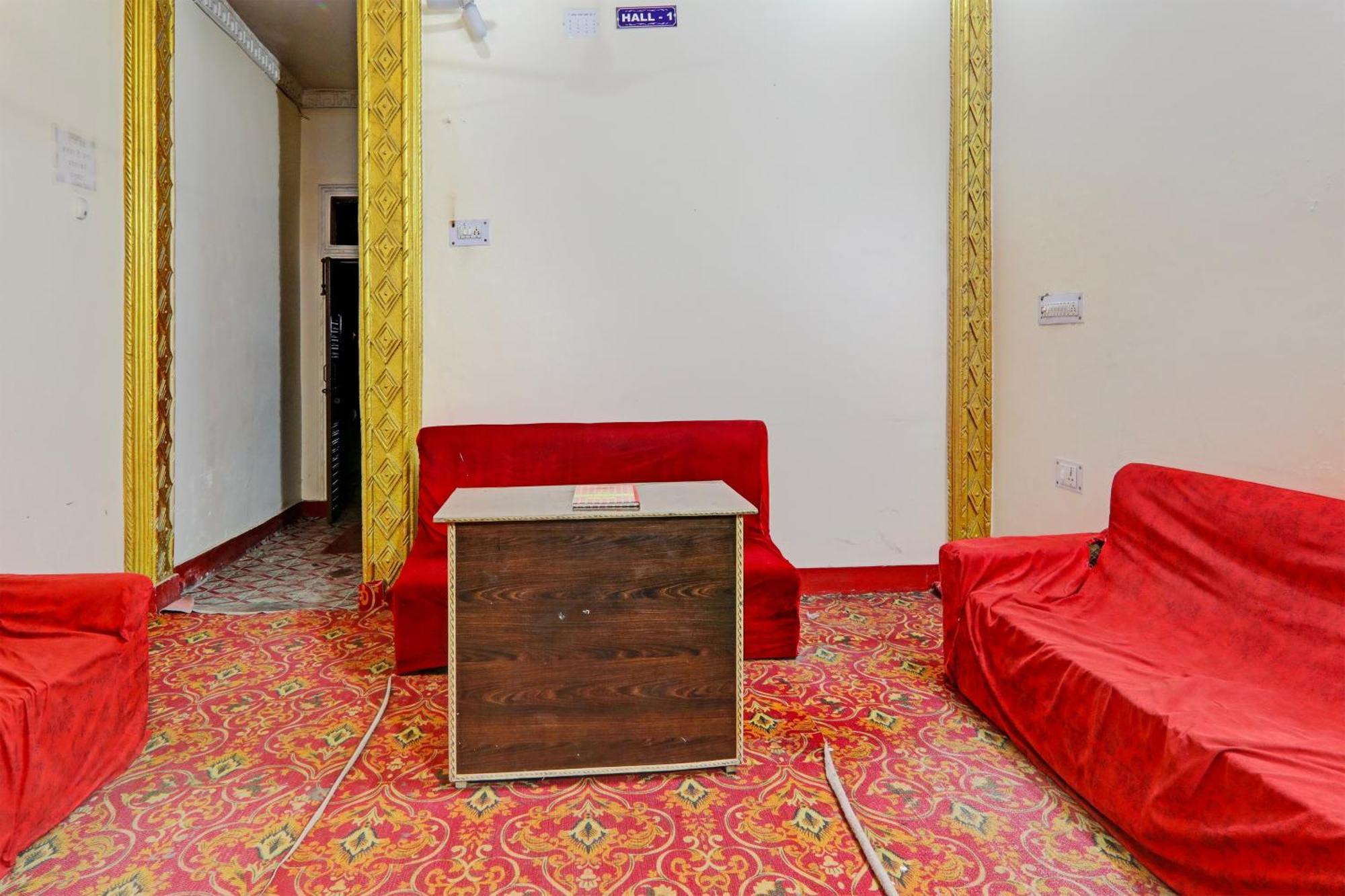 Hotel O Home Om Marriage Hall Ayodhya Extérieur photo