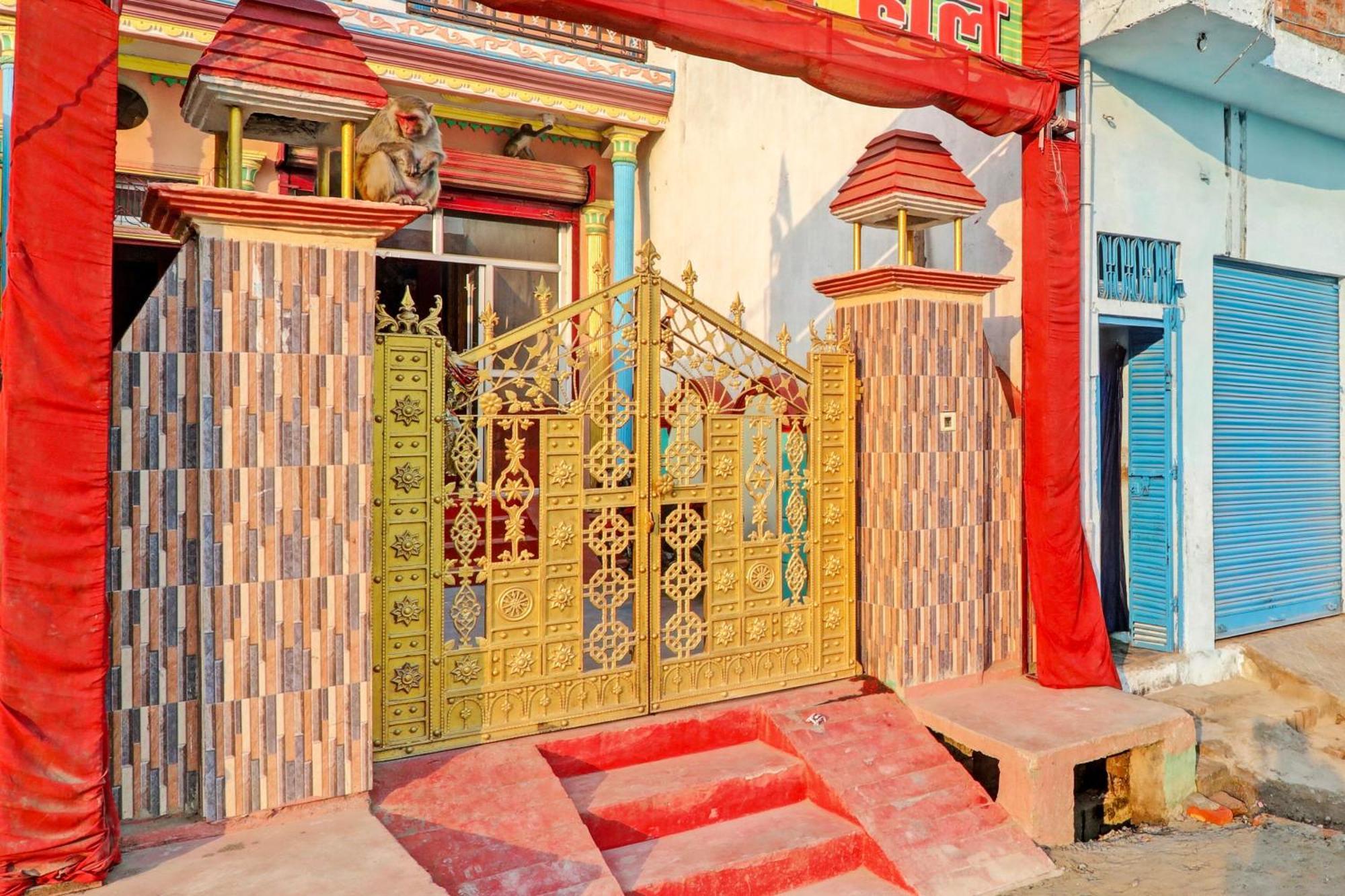 Hotel O Home Om Marriage Hall Ayodhya Extérieur photo